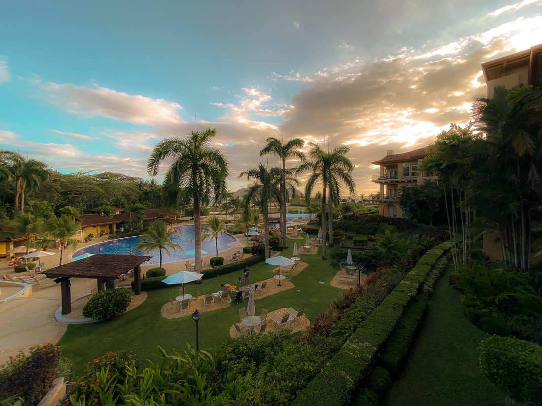 Condo in Playa Herradura, Puntarenas Province, Costa Rica 1 - 15984879