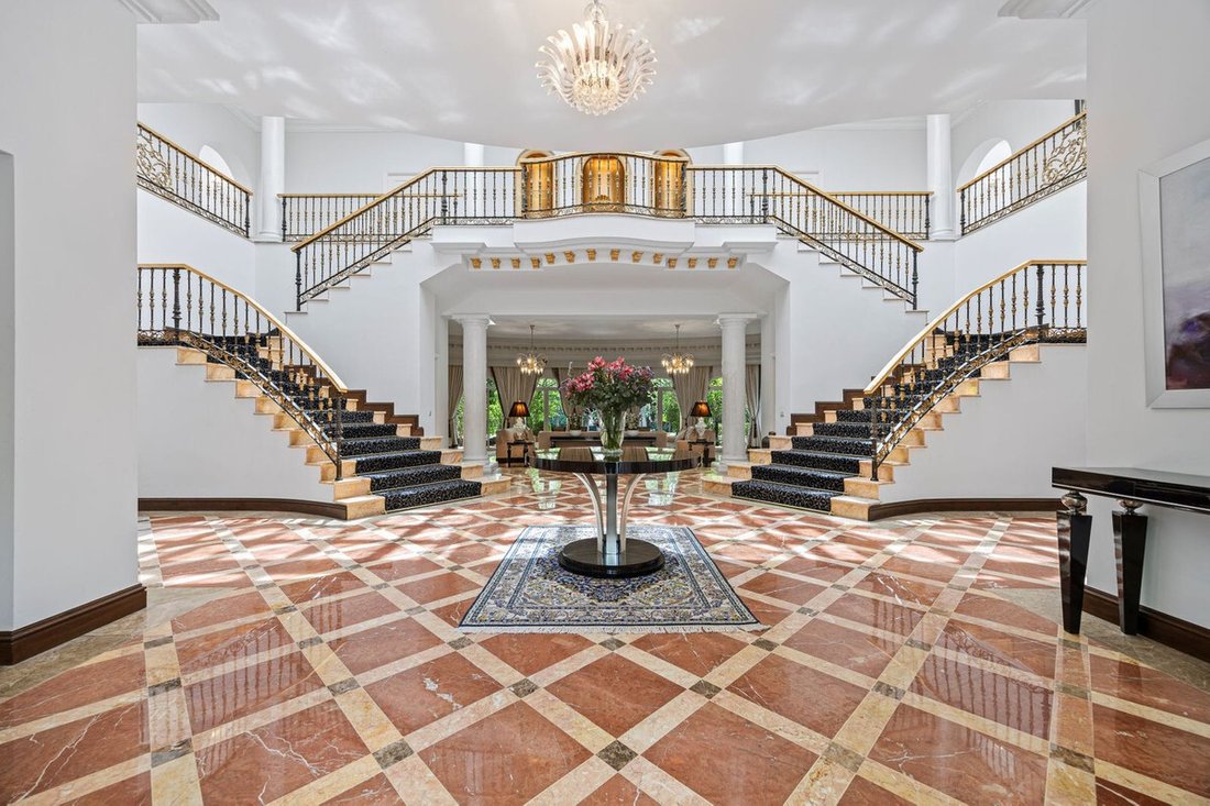 Villa in Sierra Blanca, Marbella, Spain 5 - 15983808