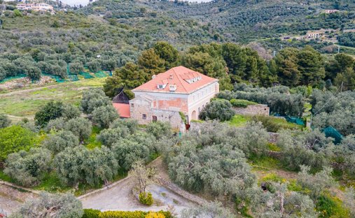 Estate in Porto Maurizio, Imperia, Liguria 1