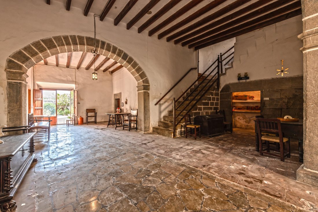Townhouse in Binissalem, Balearic Islands, Spain 1 - 15738124