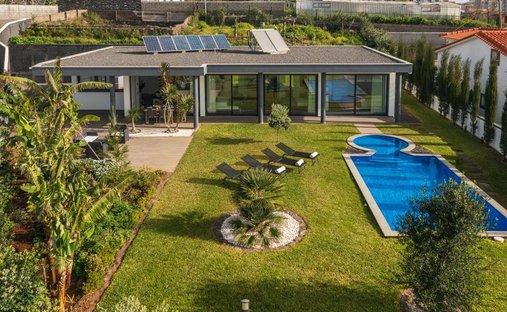 Villa in Reed, Madeira, Portugal 1