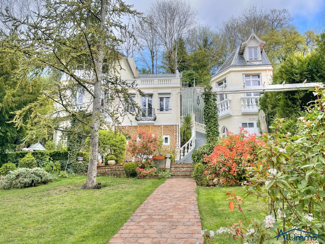 Casa a Mandres-les-Roses, Isola di Francia, Francia 1 - 15350136