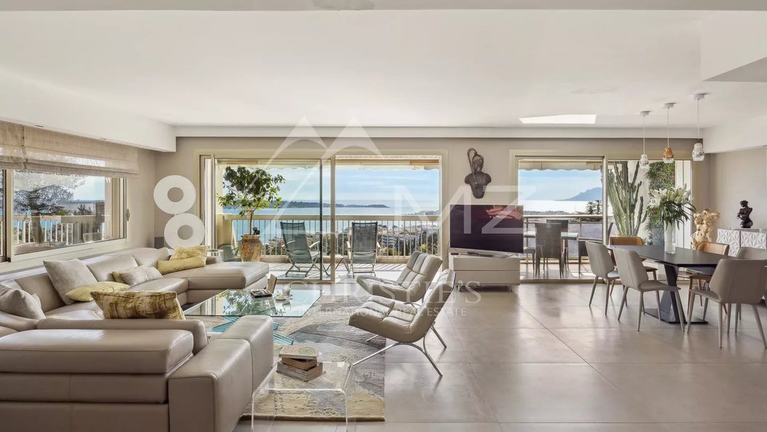 Apartment in La Californie, Cannes, France 3 - 15986327