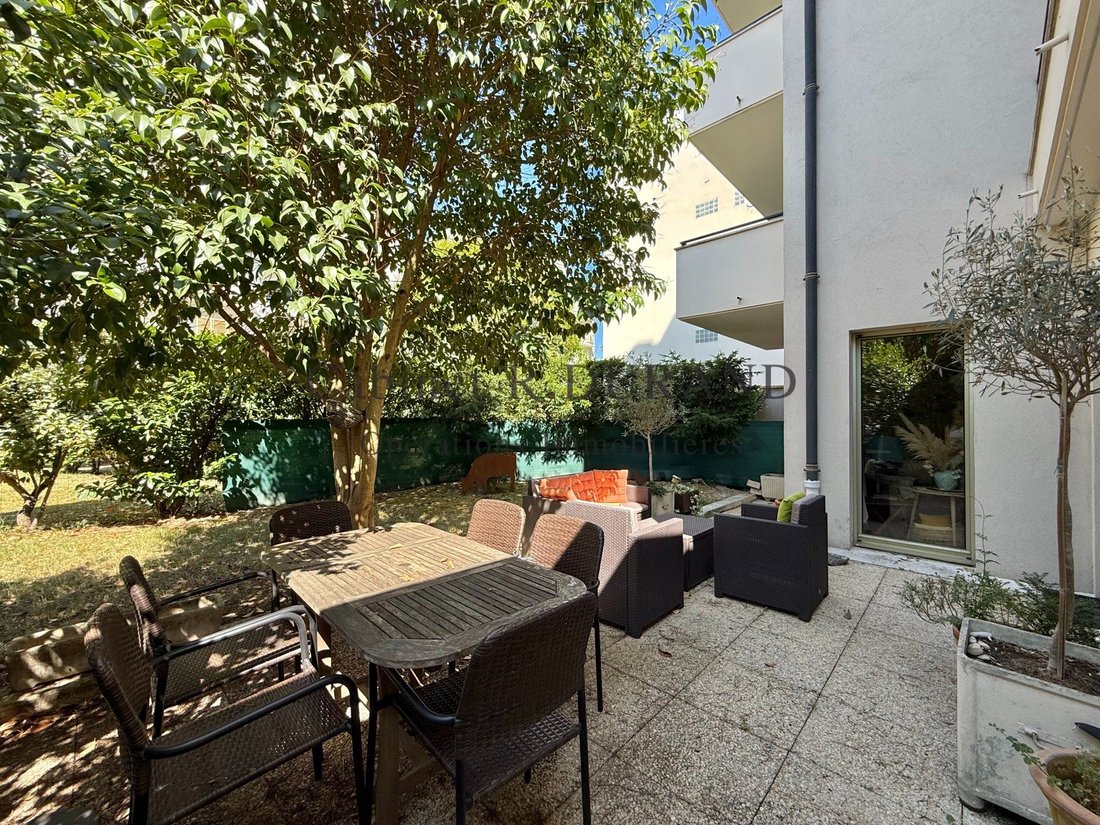 Apartment in Chedal Anglay, La Garenne-Colombes, France 1 - 15950634