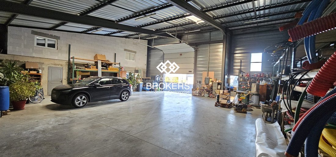 Centre, Lempdes, France 2 - 15755828