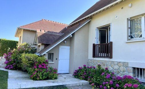 Villa in Blonville-sur-Mer, Normandy, France 1