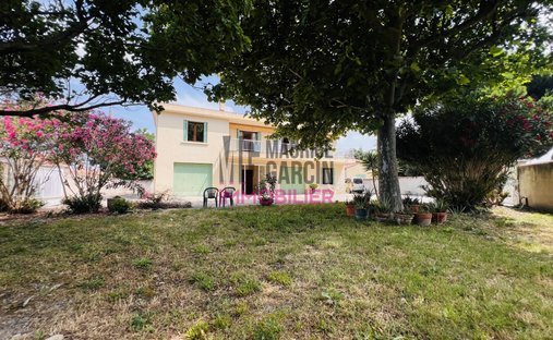 House in Rognonas, Provence-Alpes-Côte d'Azur, France 1
