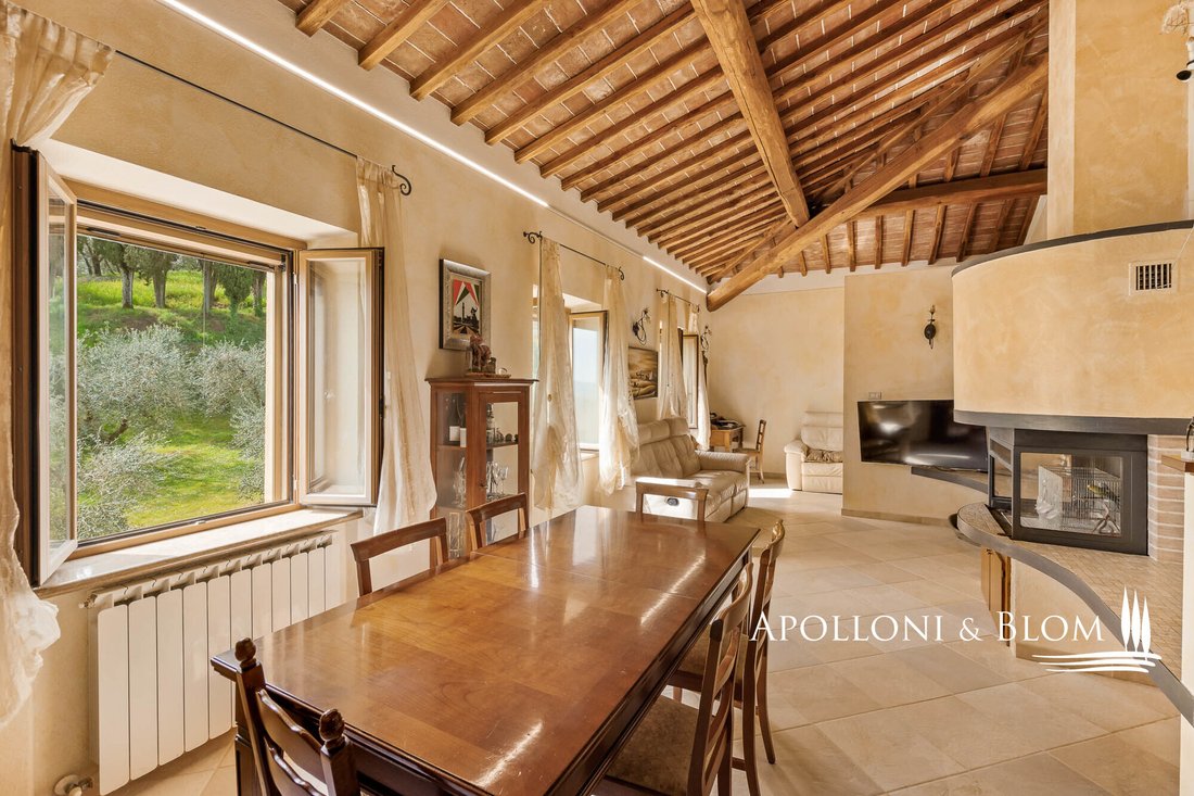 Villa in Asciano, Tuscany, Italy 4 - 15749095