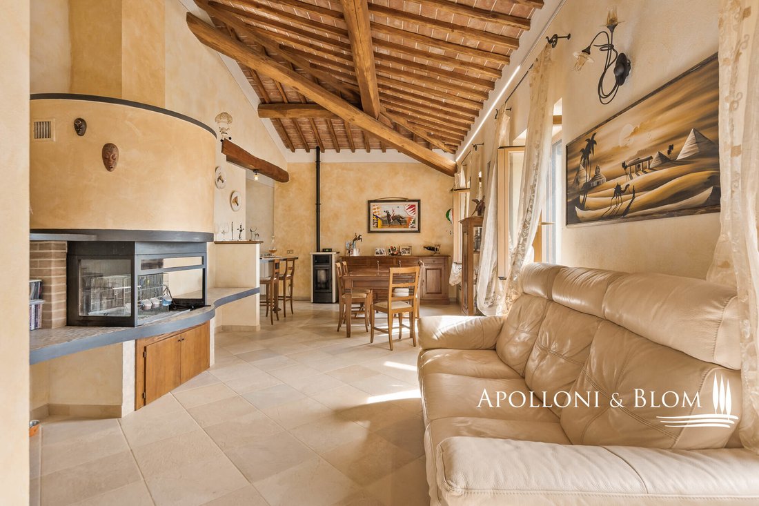 Villa in Asciano, Tuscany, Italy 3 - 15749095