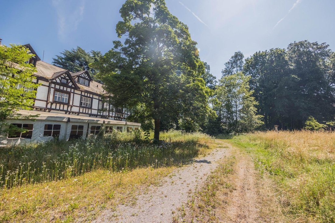 Farm Ranch in Casorate Sempione, Lombardy, Italy 3 - 15987570