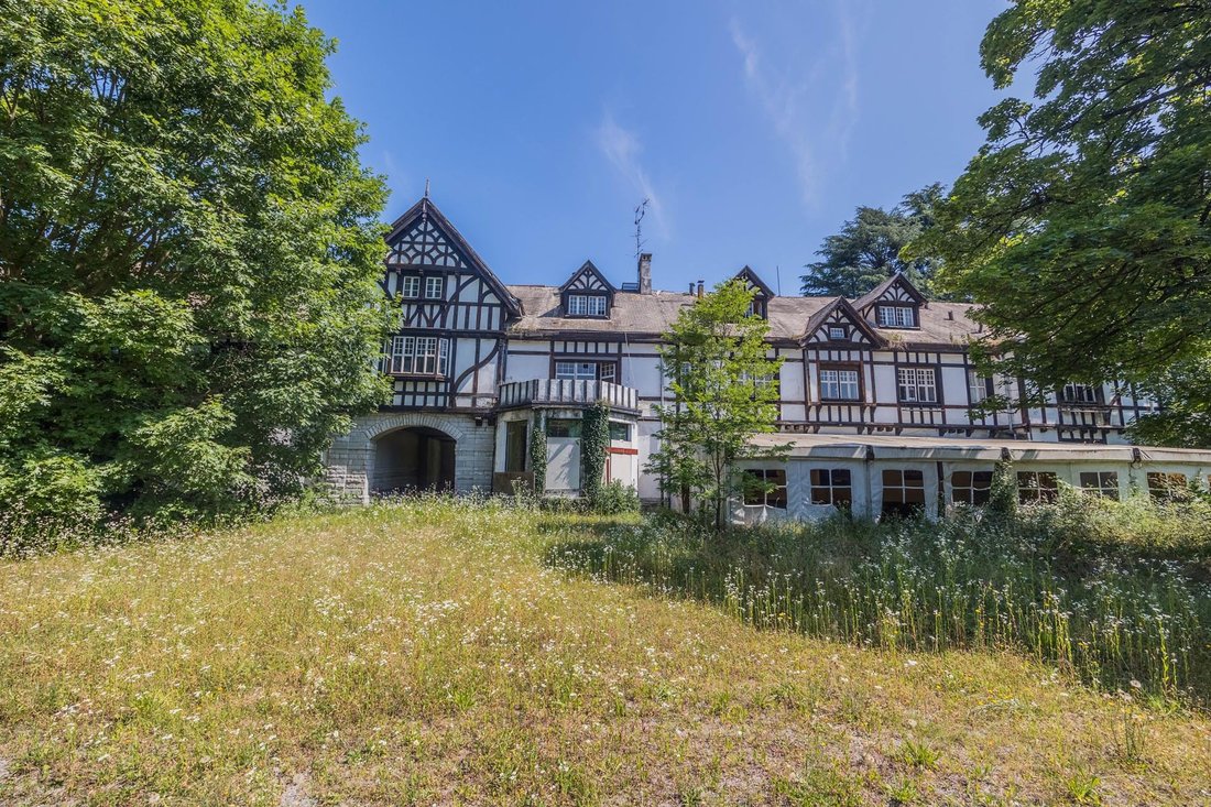 Farm Ranch in Casorate Sempione, Lombardy, Italy 2 - 15987570