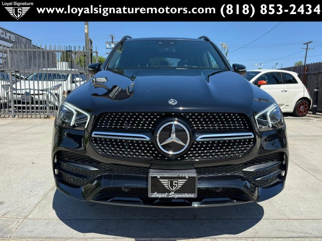 Suv in Van Nuys, CA, United States 2 - 15980026