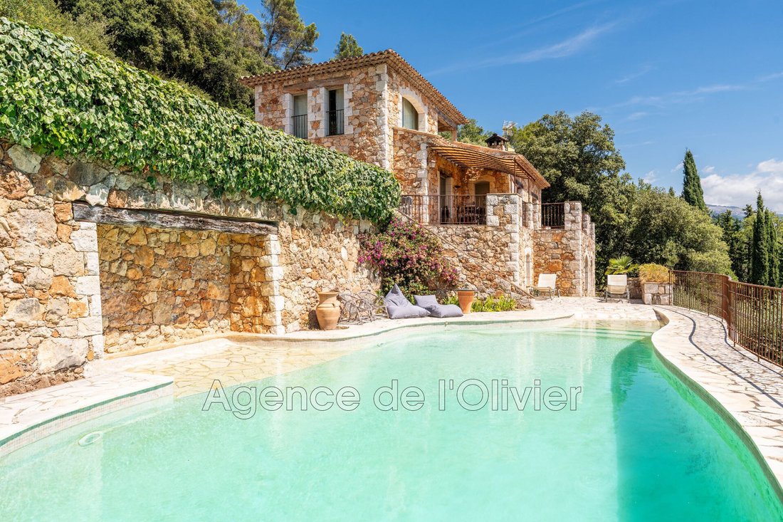 Villa in Le Tignet, Provence-Alpes-Côte d'Azur, France 1 - 15960940