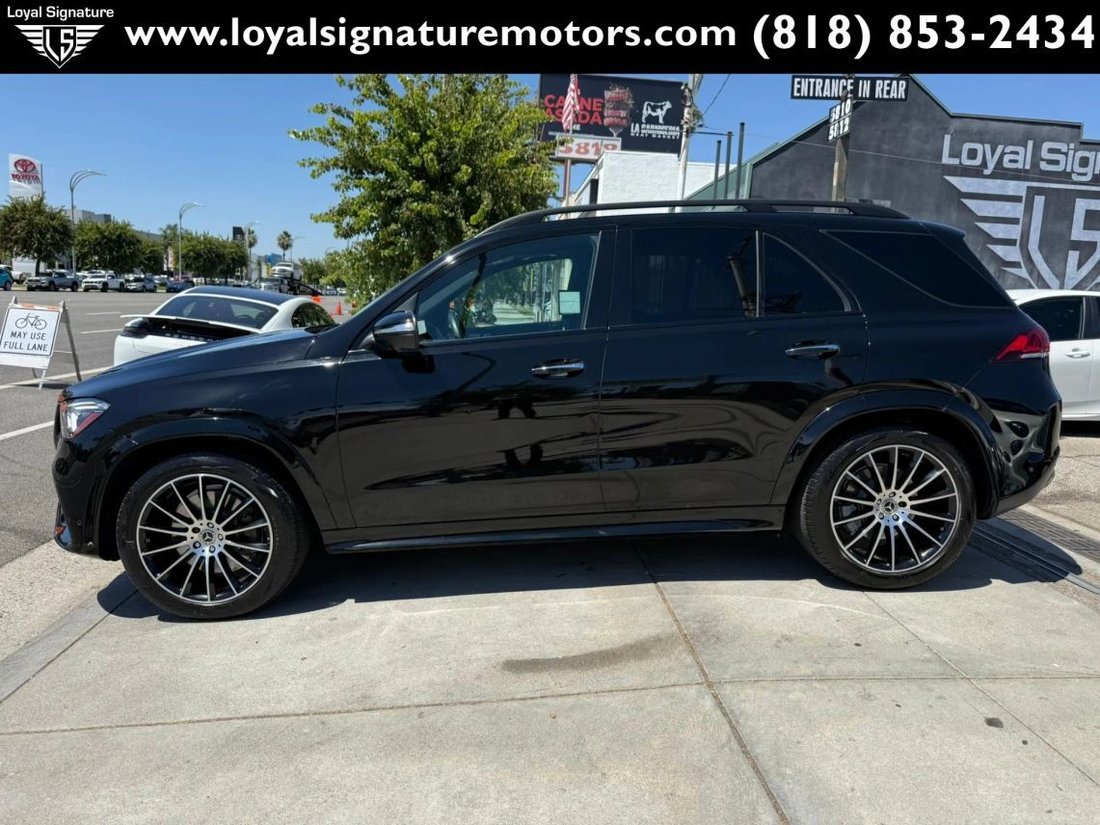 Suv in Van Nuys, CA, United States 4 - 15980026