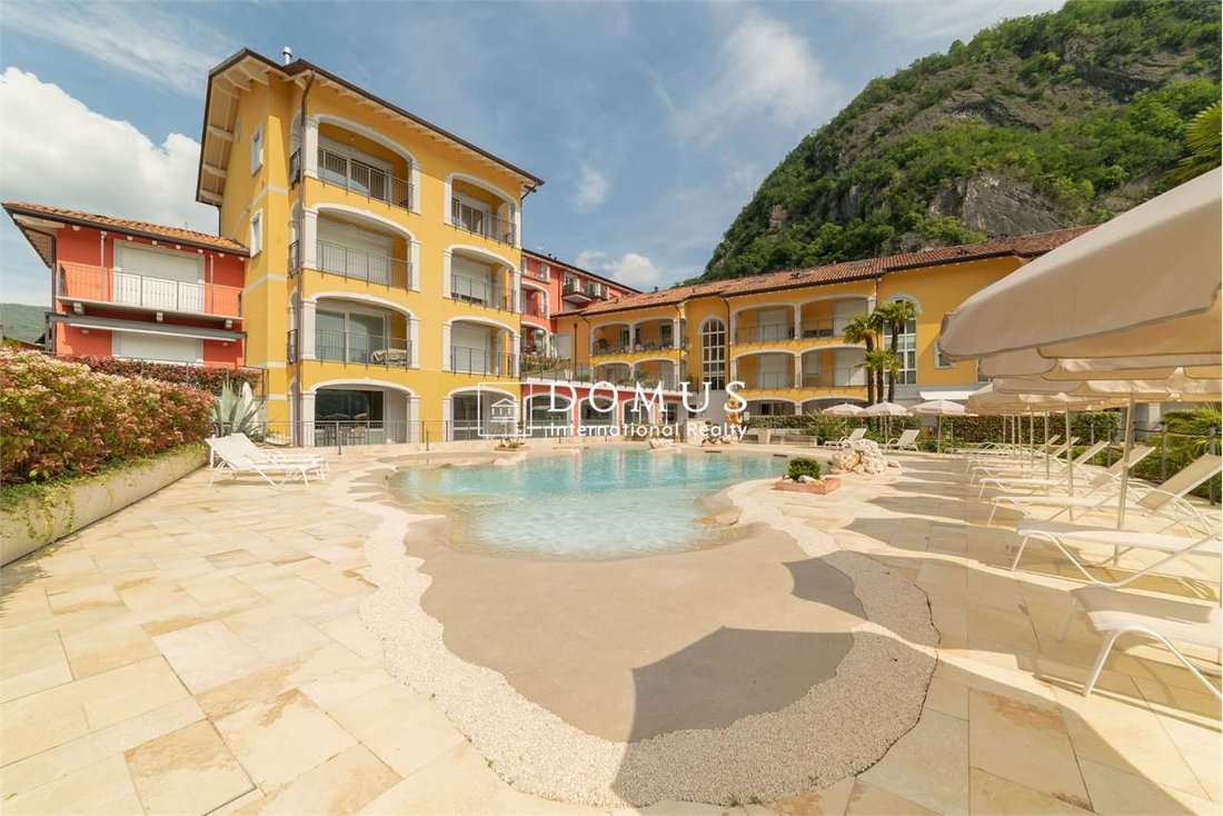 Apartment in Lavena Ponte Tresa, Lombardy, Italy 2 - 12913404
