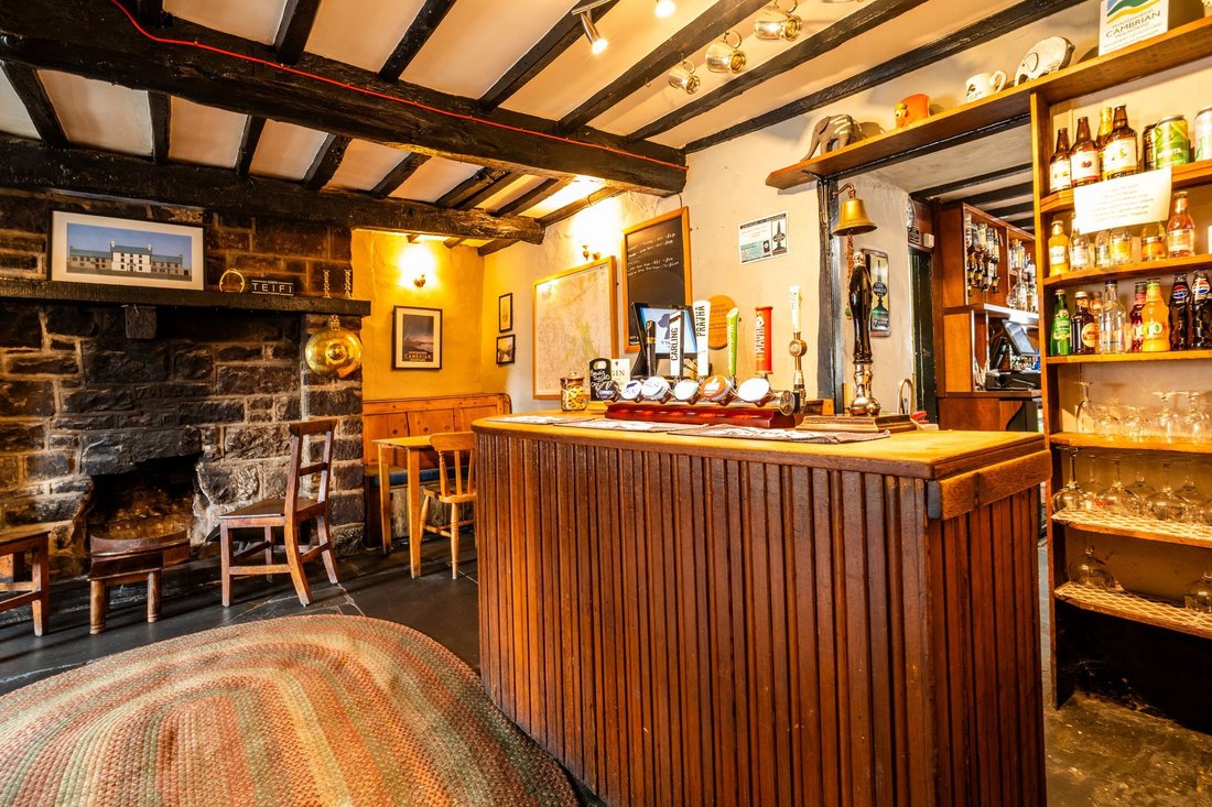 Tregaron, Wales 4 - 15989066