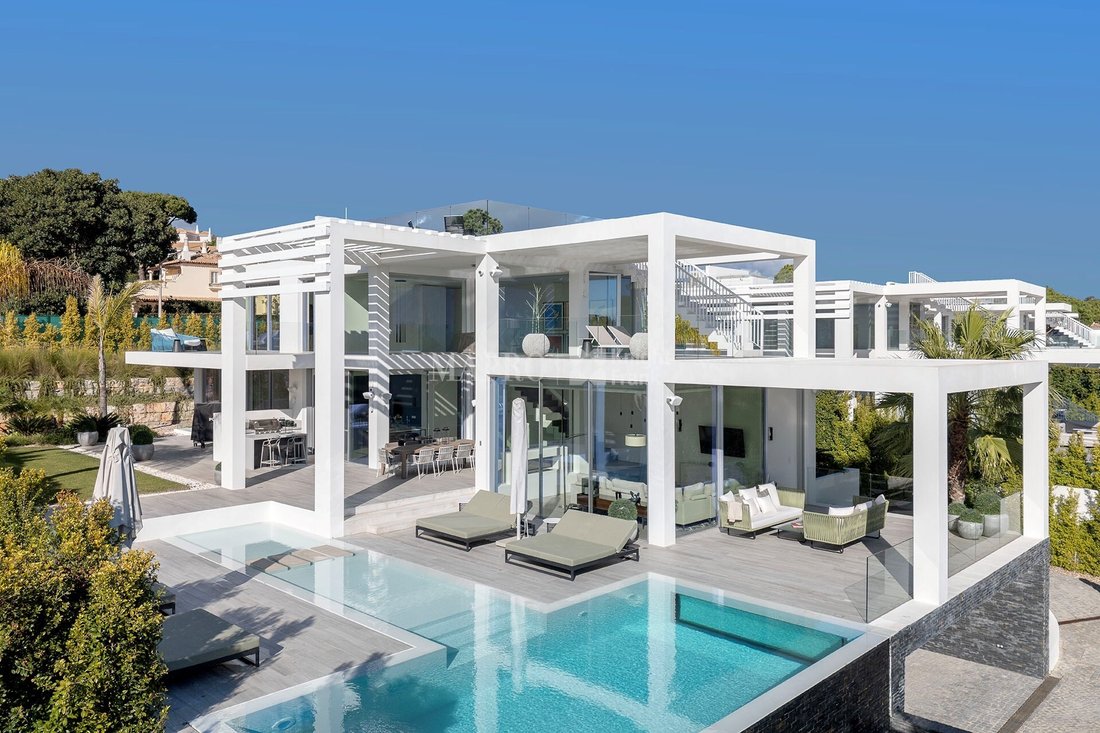 Villa in Vale do Lobo, Almancil, Portugal 1 - 15116282