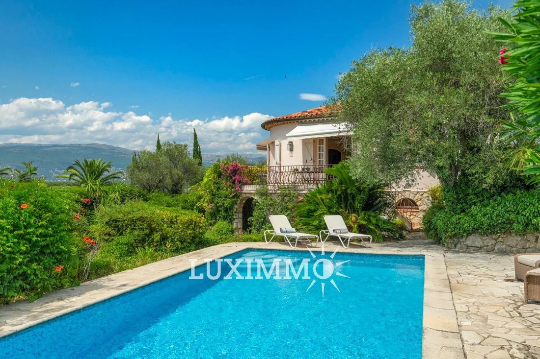 Villa in Mougins, Provence-Alpes-Côte d'Azur, France 2 - 15987921