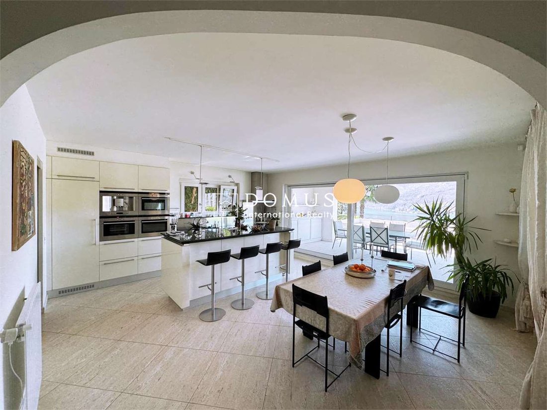 Villa in Lugano, Ticino, Switzerland 4 - 15477648