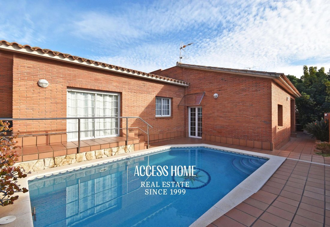 House in Premia de Mar, Catalonia, Spain 1 - 15988136