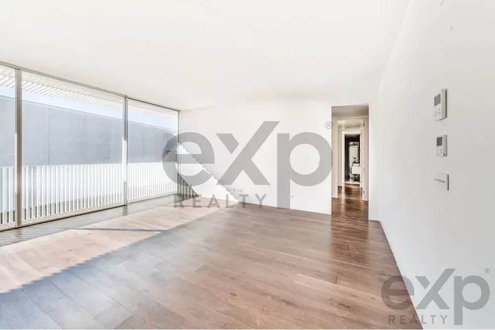 Apartment in Alcantara, Lisbon, Portugal 5 - 15989395