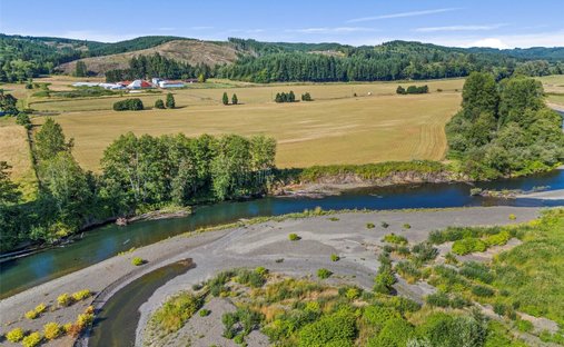 Farm Ranch in Montesano, Washington, United States 1