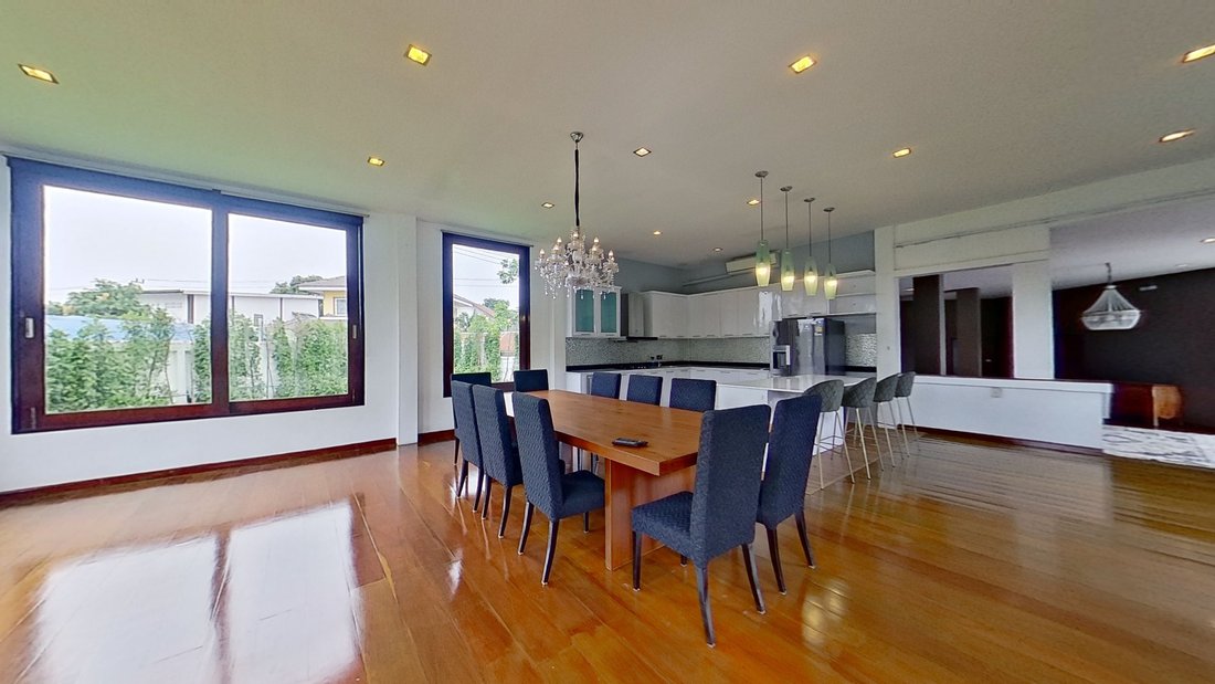 Villa in Dok Mai, Bangkok, Thailand 4 - 15989867