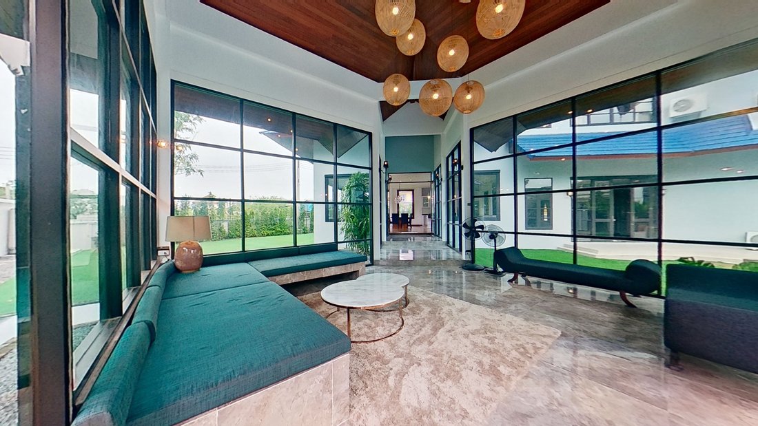 Villa in Dok Mai, Bangkok, Thailand 2 - 15989867