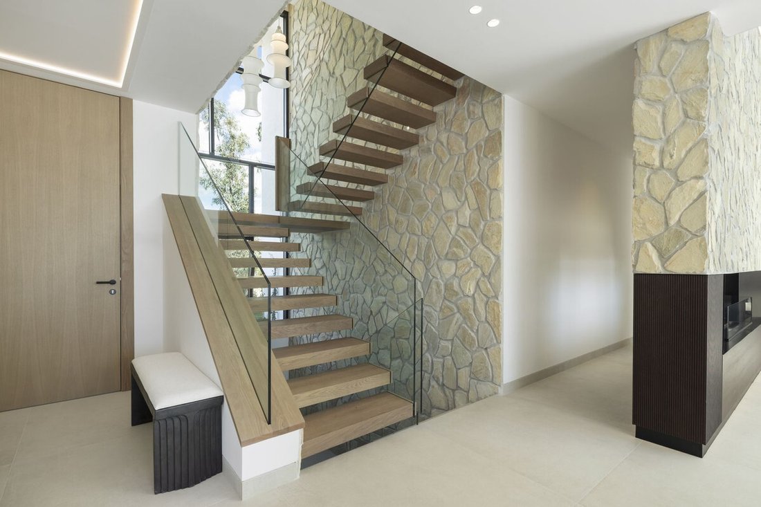 House in La Quinta, Benahavis, Andalusia 2 - 15992698