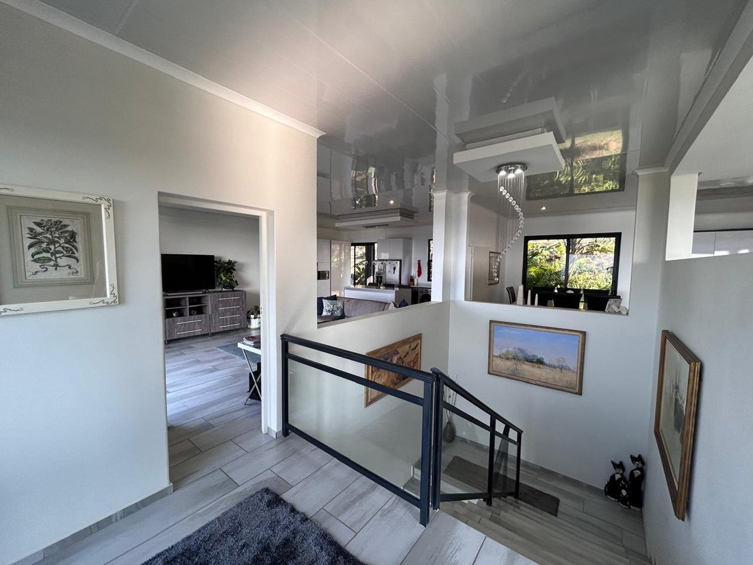 House in KwaDukuza, KwaZulu-Natal, South Africa 2 - 15854033