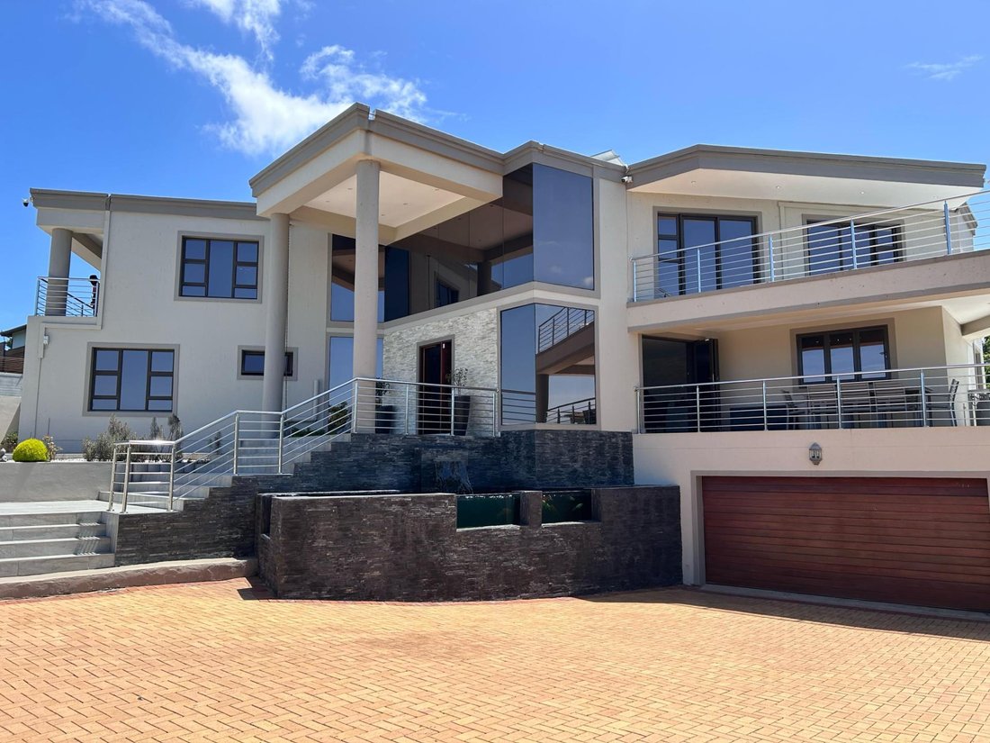 House in Dolphin Coast, KwaZulu-Natal, South Africa 1 - 15853938