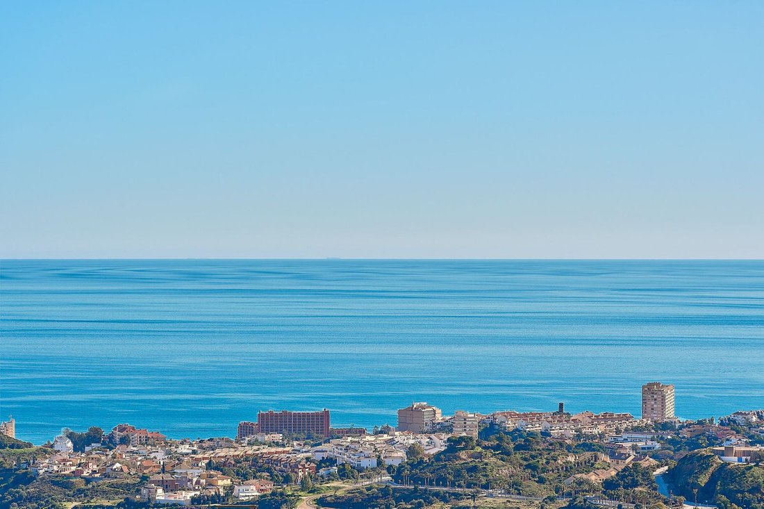 Land in Benalmadena, Andalusia, Spain 1 - 15992593