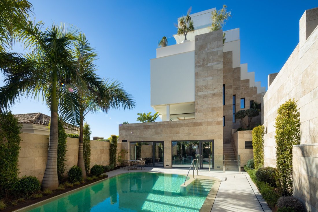 Apartment in La Quinta, Benahavis, Andalusia 2 - 15990627