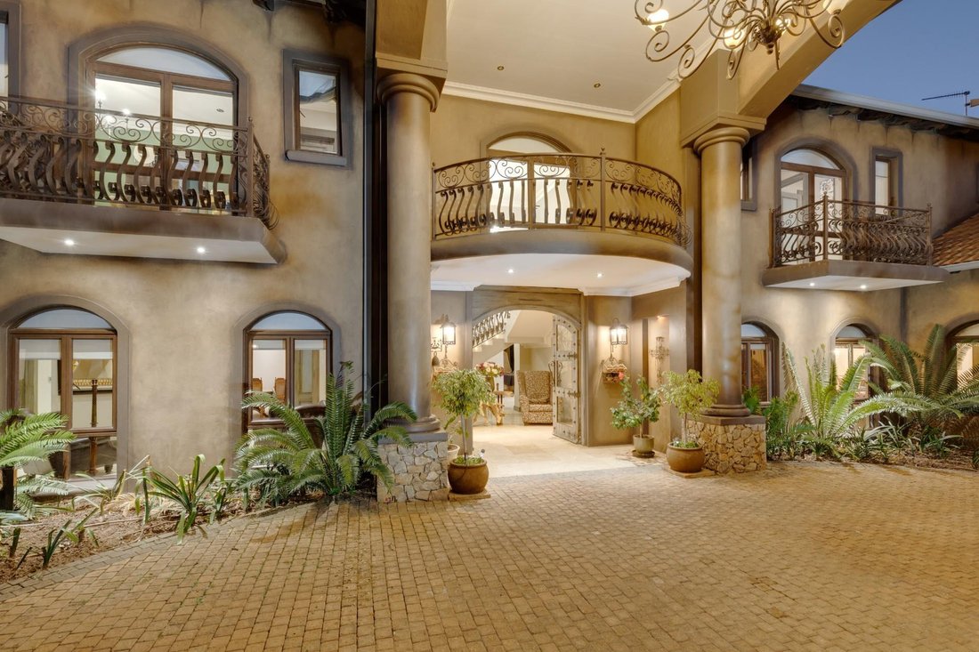 House in Silver Lakes Golf Estate, Gauteng, South Africa 5 - 15853795