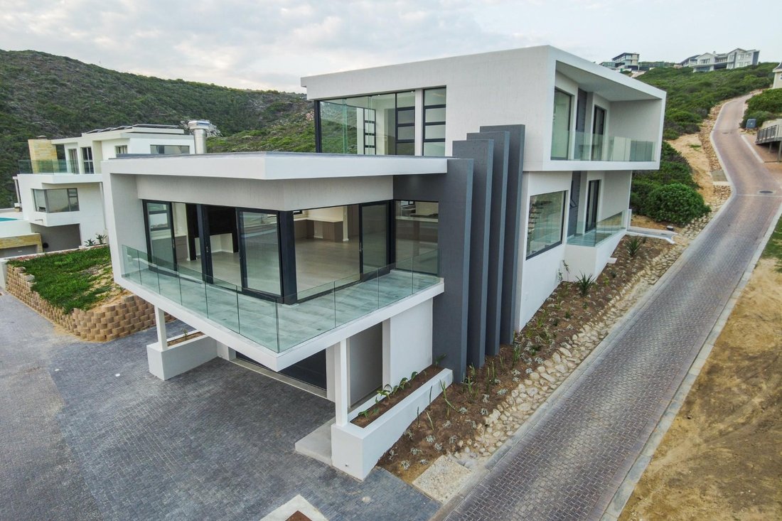 House in Mossel Bay, Western Cape, South Africa 3 - 15853925