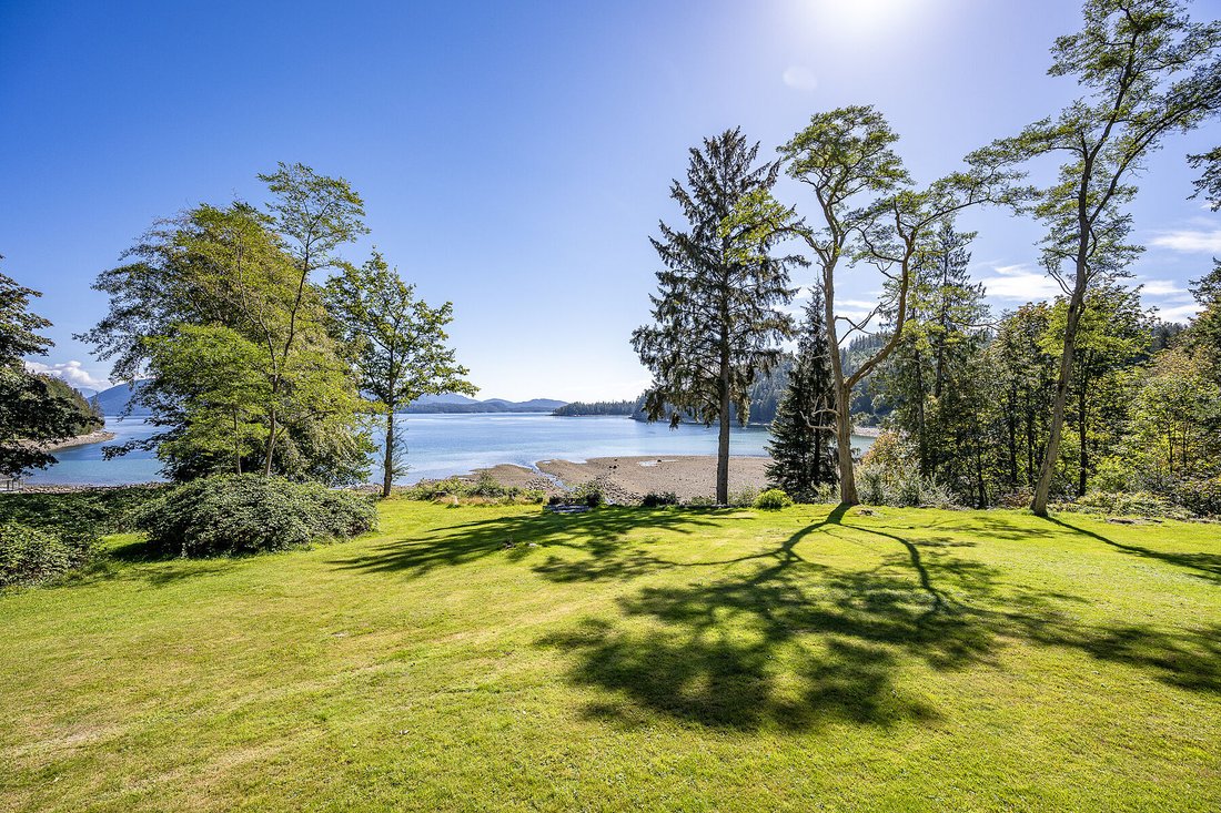 Land in Powell River, British Columbia, Canada 1 - 15991634