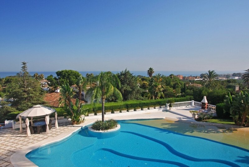 Villa in Estepona, Andalusia, Spain 2 - 15992566