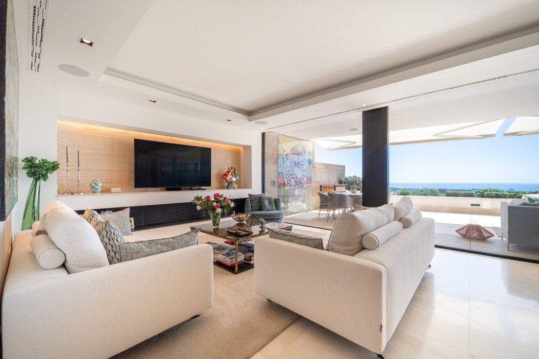 Apartment in La Quinta, Benahavis, Andalusia 4 - 15990627