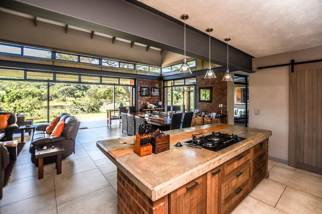 House in Mbombela, Mpumalanga, South Africa 2 - 15853937