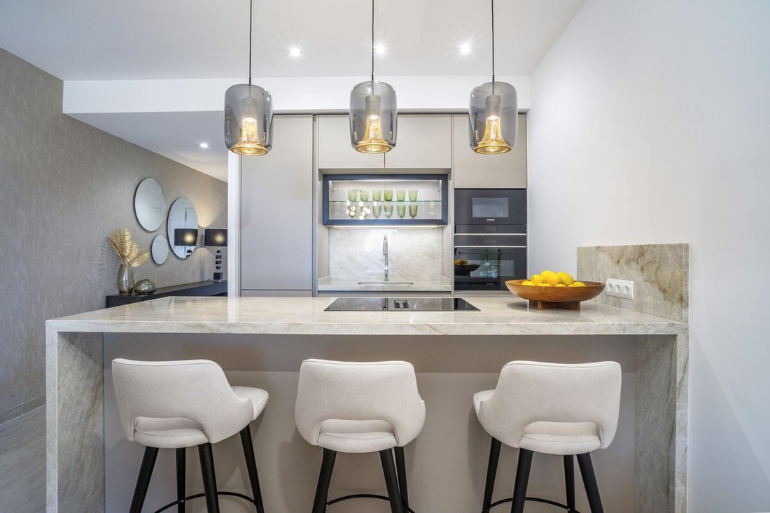 Wohnung in Puerto Banús, Marbella, Spanien 2 - 15992708