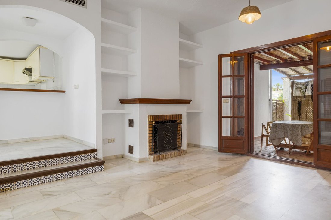 House in Estepona, Andalusia, Spain 3 - 15992334