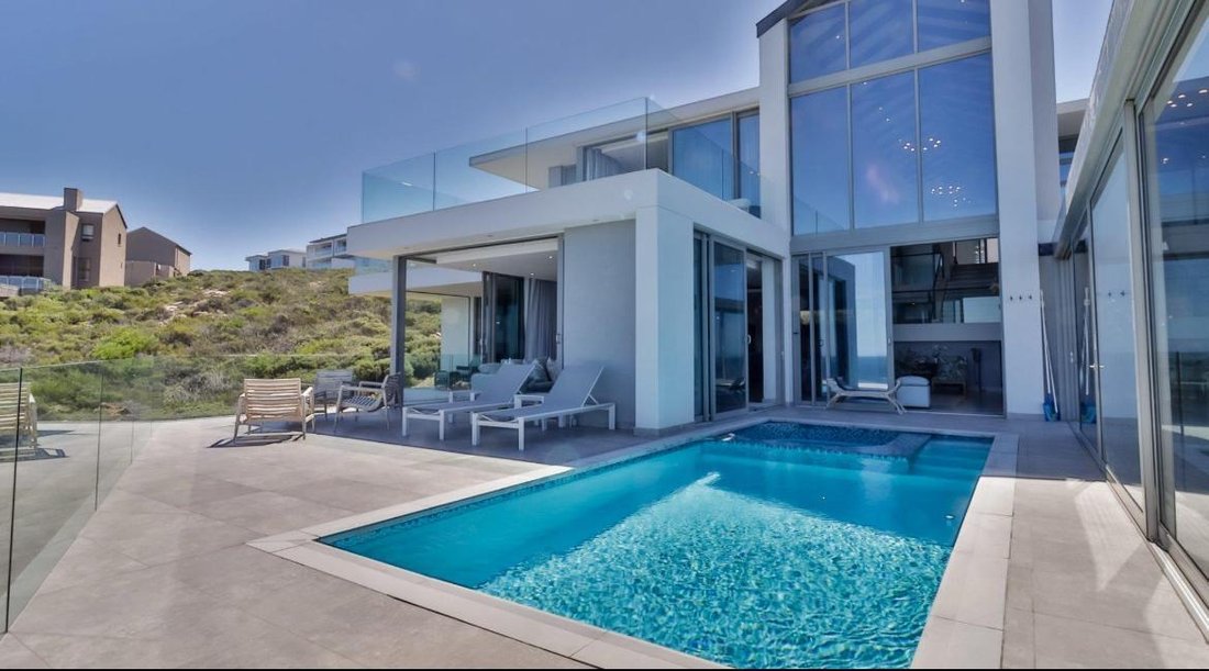 House in Mossel Bay, Western Cape, South Africa 1 - 15853837