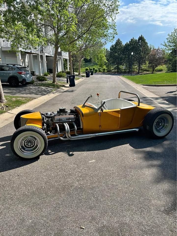 1927 Ford Model T Roadster in Glendale, United States 1 - 15990579