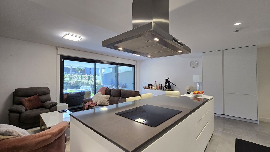 Apartment in Estepona, Andalusia, Spain 4 - 15992595