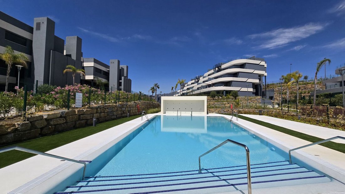 Apartment in Estepona, Andalusia, Spain 1 - 15992595