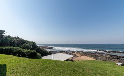 House in Sheffield Beach, KwaZulu-Natal, South Africa 1