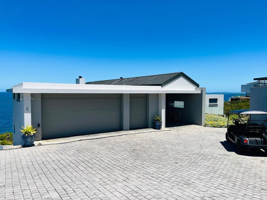 House in Mossel Bay, Western Cape, South Africa 4 - 15853837
