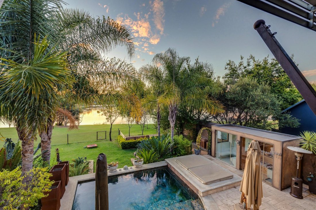 House in Silver Lakes Golf Estate, Gauteng, South Africa 1 - 15853795