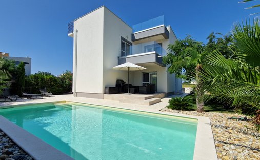 House in Privlaka, Zadar County, Croatia 1