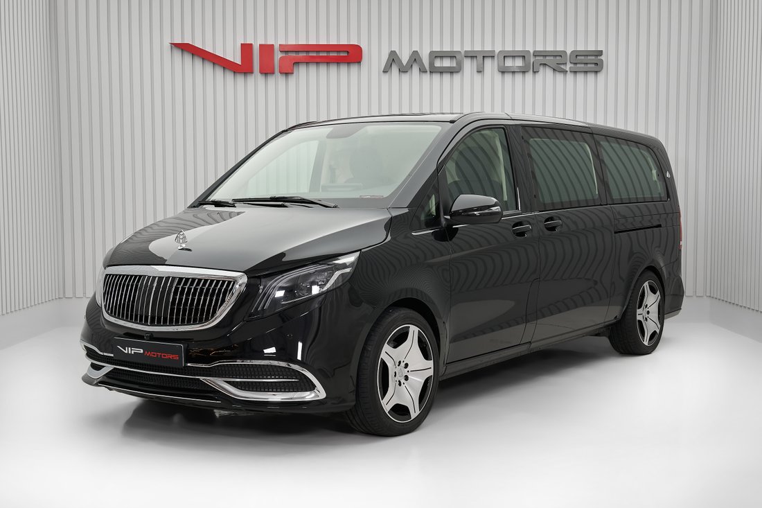 Limousine in Dubai, Dubai, United Arab Emirates 3 - 15991924